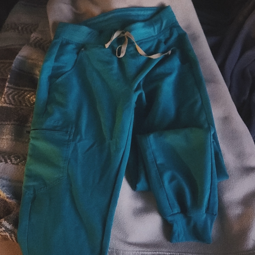 Teal FIGS jogger scrub pants size XS
